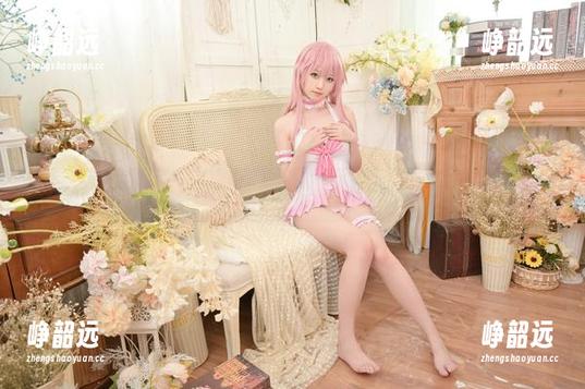 不止是可爱！Asagiriai用写真征服兔女郎圈！