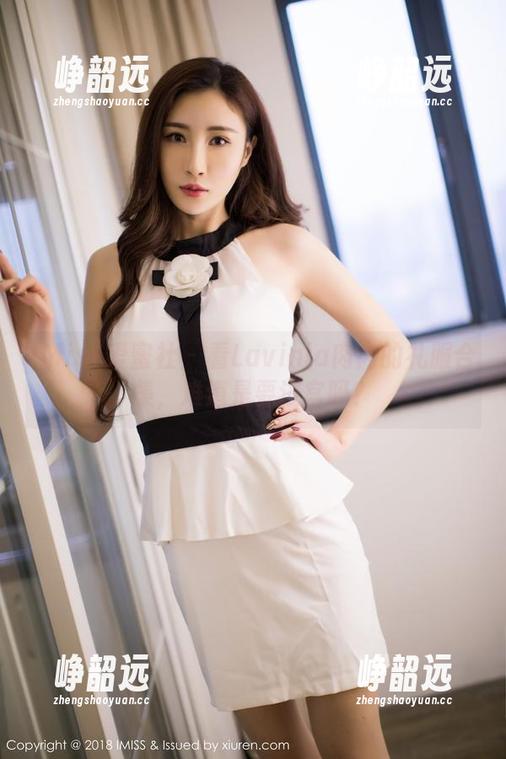 IMiss爱蜜社 - 看Lavinia肉肉的礼服合集，难道是要进宫吗？