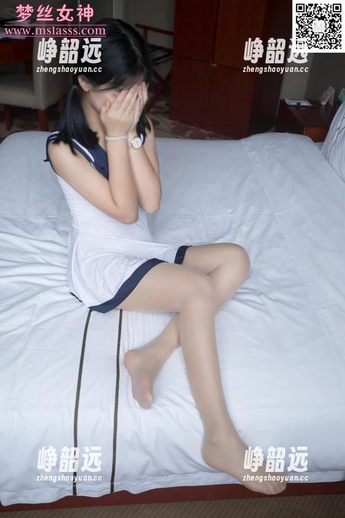 MSLASS梦丝女神 - 璇璇难以抗拒的小黄鸭帽合集，居然让扎心的日常变得萌萌哒？