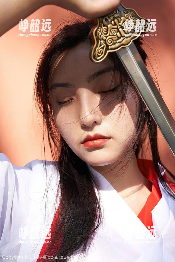MiiTao蜜桃社 - 目不暇接的琉璃lily泳衣图集，就在你意想不到的角落偷偷绽放。