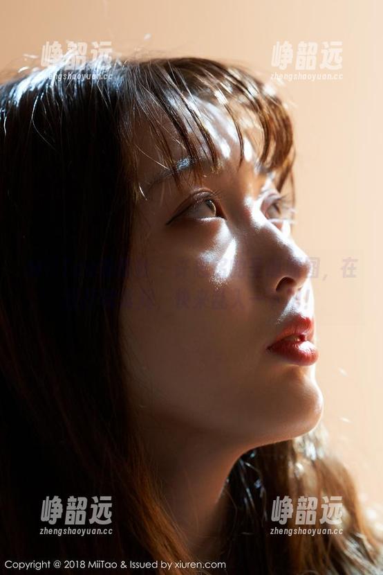 MiiTao蜜桃社 - 许思铭的圣诞原图，在线打破常规，快来乱入一下吧！