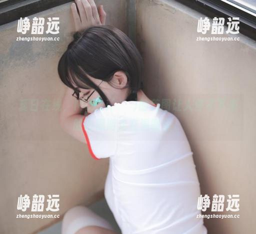 夏日在线，Mozzi(모찌)的美图让人停不下来的心思游走在温暖里。