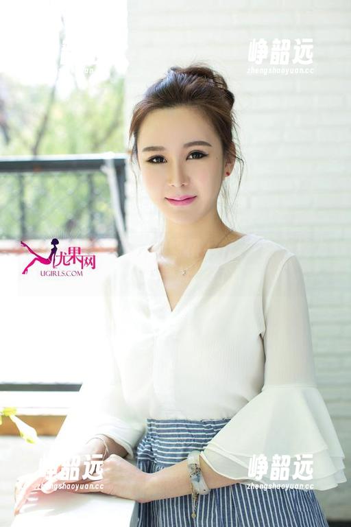 UGirls尤果网 - 张馥棋鐵馬皮衣：在线为你展现不一样的街头风