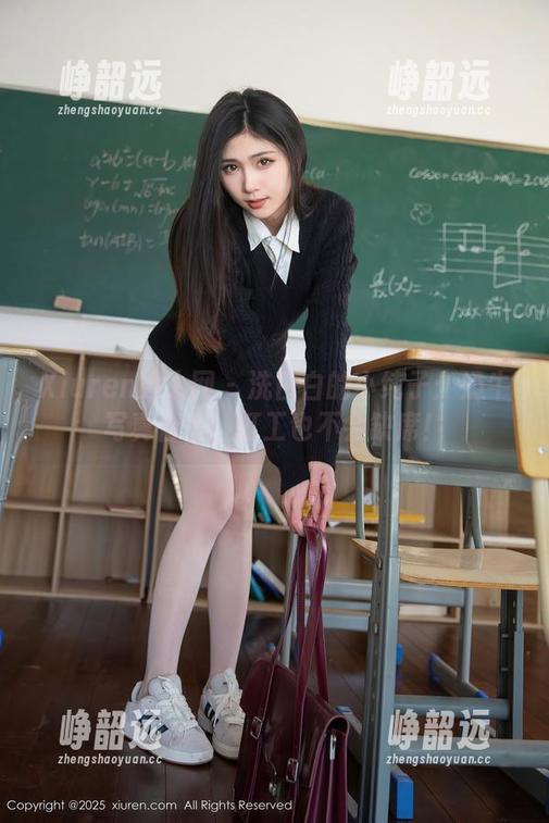 Xiuren秀人网 - 洗白白的小纯子：奶牛写真合集，打工也不会缺席！