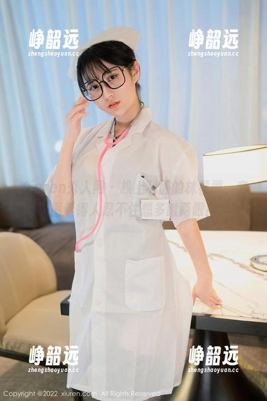 Xiuren秀人网 - 换上制服的林星阑，套图看得人忍不住想多瞅两眼！