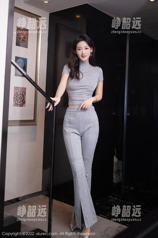 Xiuren秀人网 - 在私语baby的图集里找一下可爱的毛病！