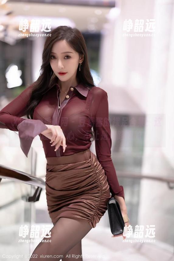 Xiuren秀人网 - 豆瓣酱的裸足合集：这双脚让人分心，不止是走路用的！