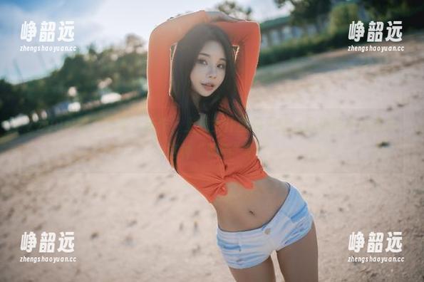 Zzyuri的“圣光”新作，上线女仆图包更新，你确定不来点儿这种“照亮”？