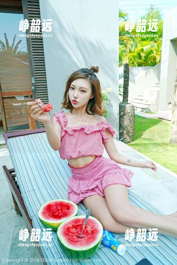 嗲囡囡 - 如果你以为芷儿Momoko的清纯是软柿子，那全套图包可能会是你的错觉。