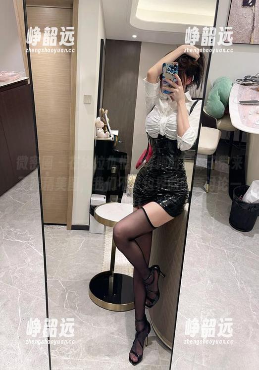 微密圈 - 在线拉仇恨，奔跑的晶骡子带来了腿精美图，我们不带边界的随意讨论一下吧！