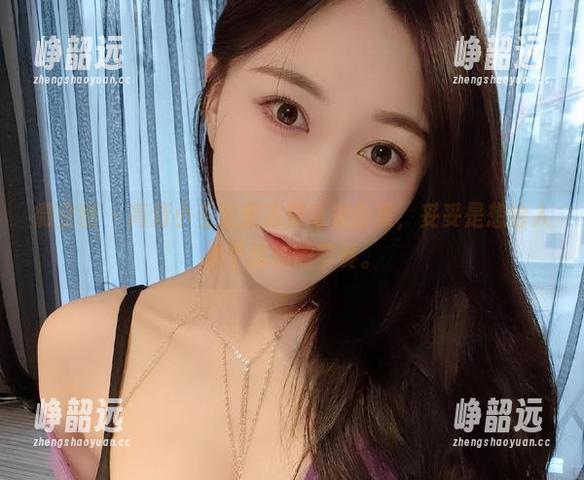 微密圈 - 高清小玉吃果冻穿毛衣合集，妥妥是想给人看个透彻的节奏。
