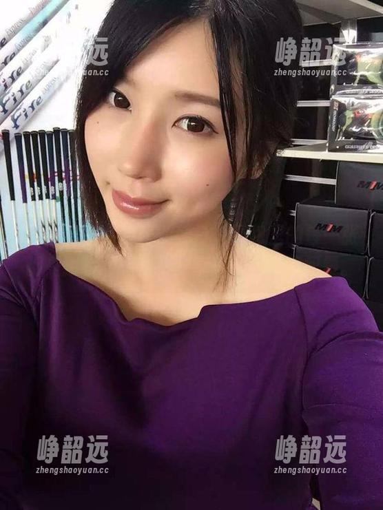 微密圈 - 小芯酱的纯白，图包里的每一张都是独特的想象，分享一下完全没问题。