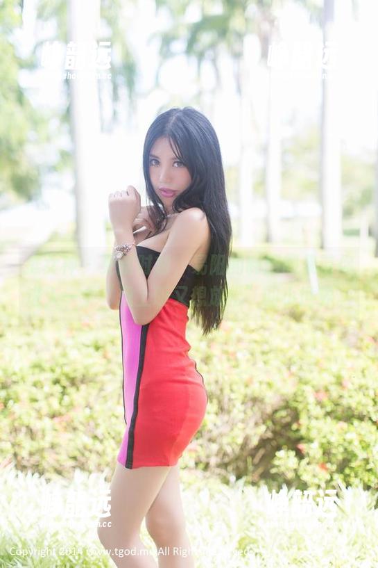 推女神-易阳 推女神 - 更新时刻,易阳的制服图集带你进入一个“想上班又想放松”的小世界。