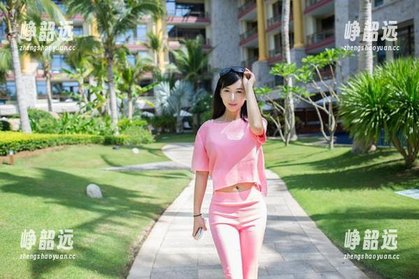 推女郎 - 艾栗栗的夏日写真，不怕流汗，只怕没风扇，全套呈现！