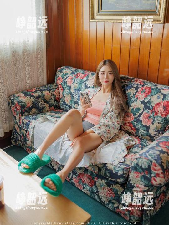Bomi的一天，普美Bomi(보미)说得轻松，美图多得我下载不停！