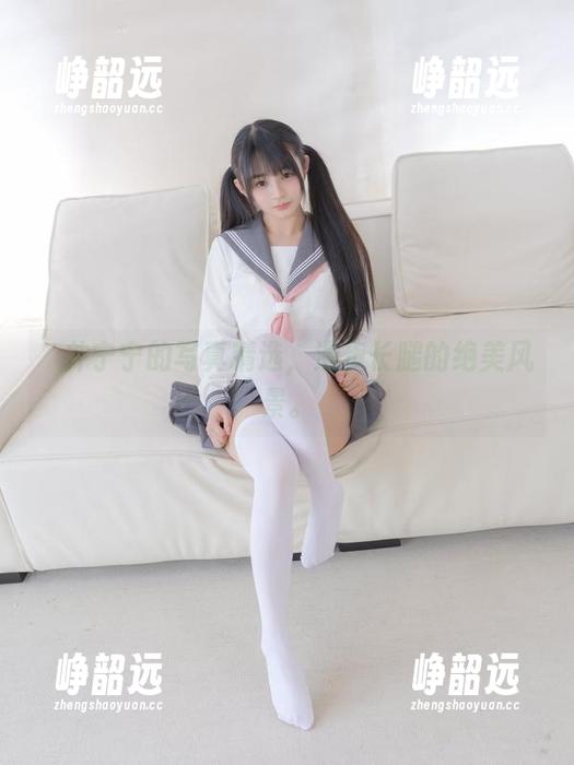 桜井宁宁的写真精选，漫步长腿的绝美风景。