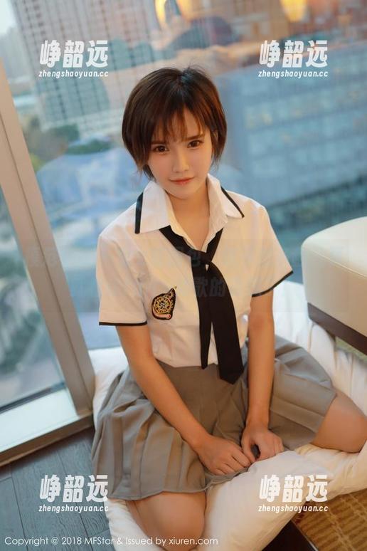 模范学院 - 兔女郎图包，想不想多翻几页就看你fairy如歌的表现了！