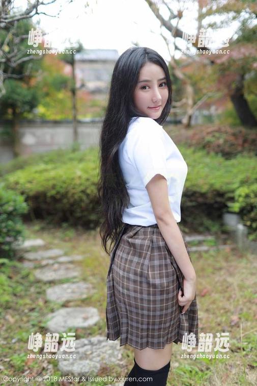 模范学院-yoo优优 模范学院 - 高清版yoo优优瑜伽图包:好家伙,这也算运动?