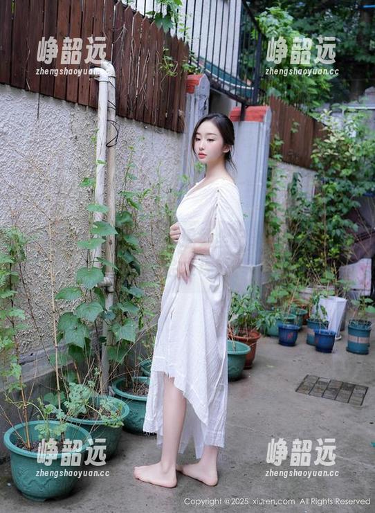 秀人网 - 奶芙乔乔的温柔全记录：下载之后，你会发现……