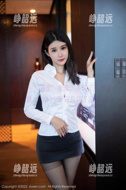 秀人网 - “温柔”全套，不说了，别让小蛮妖_honey听见我胡言乱语。