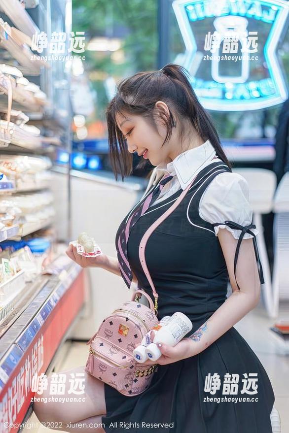 秀人网 - 难说就是阿朱啊的校服写真能唤醒多少年的青春？哈哈！