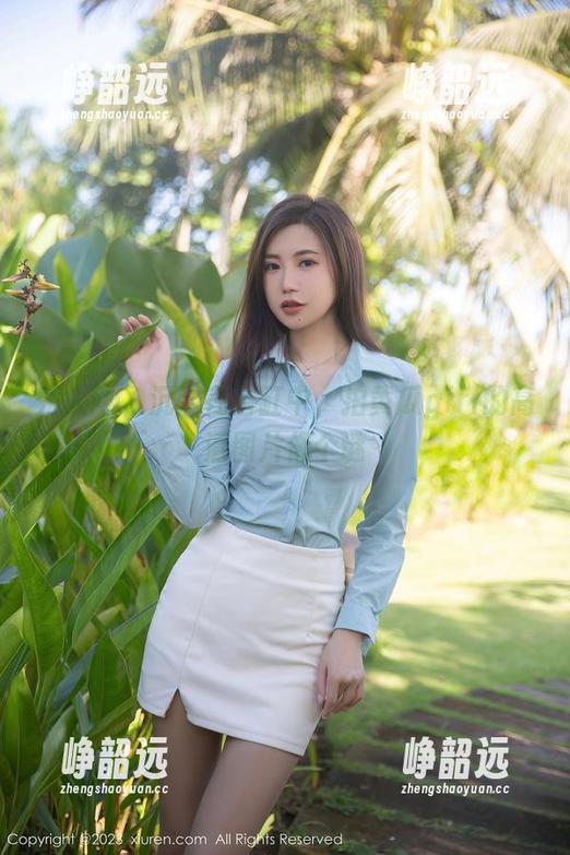 秀人网 - 沉浸在浴缸中，拍黄瓜girl的高清图片像个谜