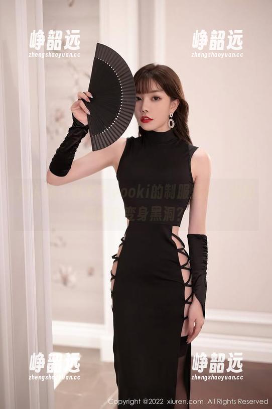 秀人网 - 林文文yooki的制服藏品，你的网盘会变身黑洞？