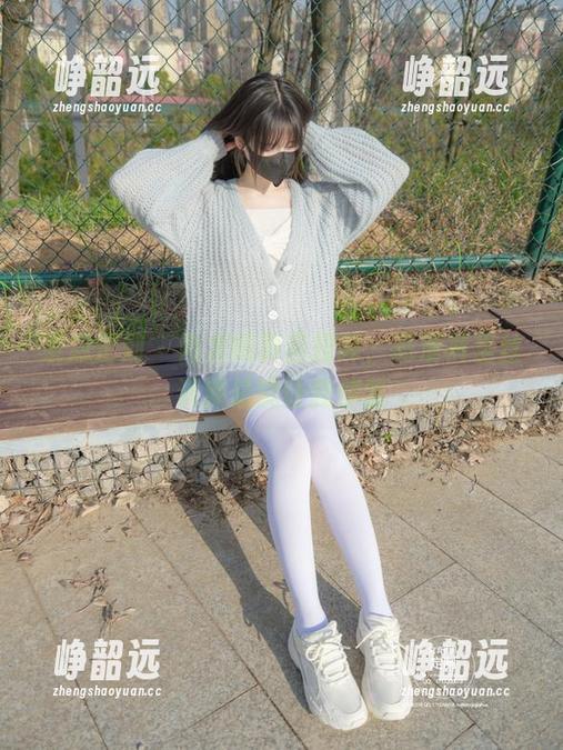 紧急企划 - 向龙崎聆音投降，高清裤里丝资源总能让我停留