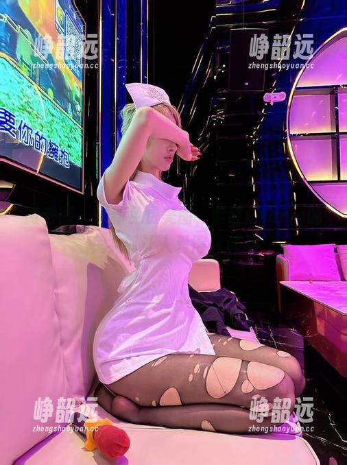 微密圈 - 最新免费美图，脸红Dearie的兔女郎让人爱得深沉。