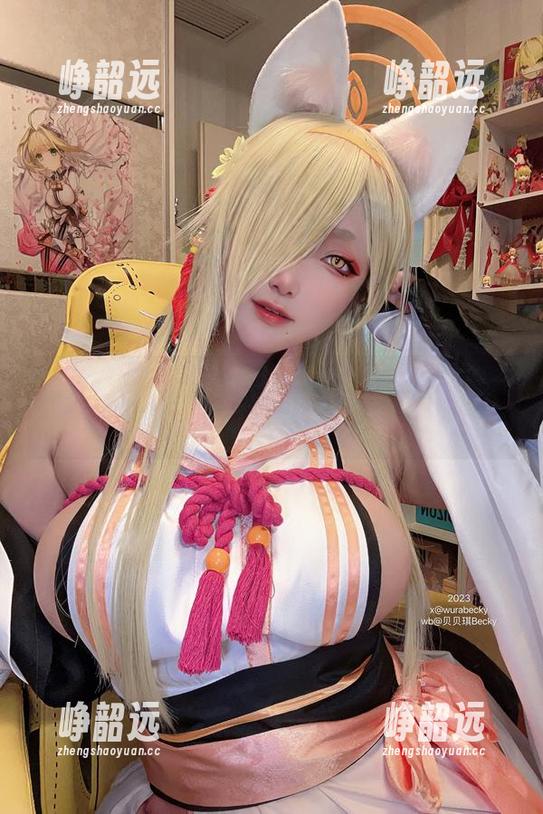 警报：贝贝琪Becky的毒蛇兔女郎要袭击你的高清视线！