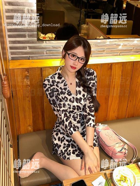 轩子巨2兔 微密圈 - 恐怕没人能拒绝这组“轩子巨2兔”的白裙写真资源,尤其是在黄昏时分回味。