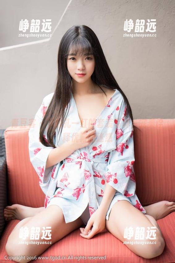 青豆客 - 下载孔一红的套装写真，完美诠释优雅的迷惑